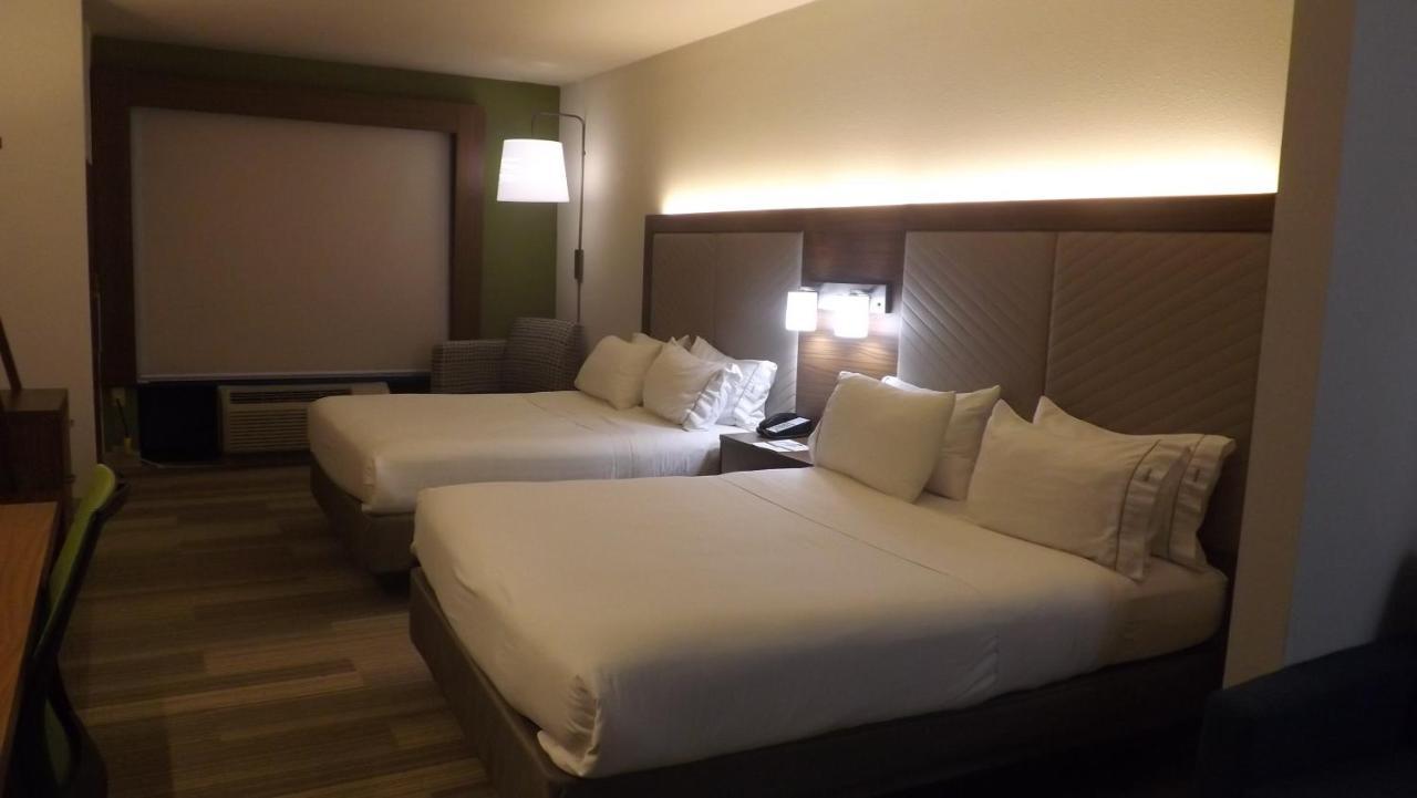 Holiday Inn Express & Suites Dyersburg, An Ihg Hotel Buitenkant foto