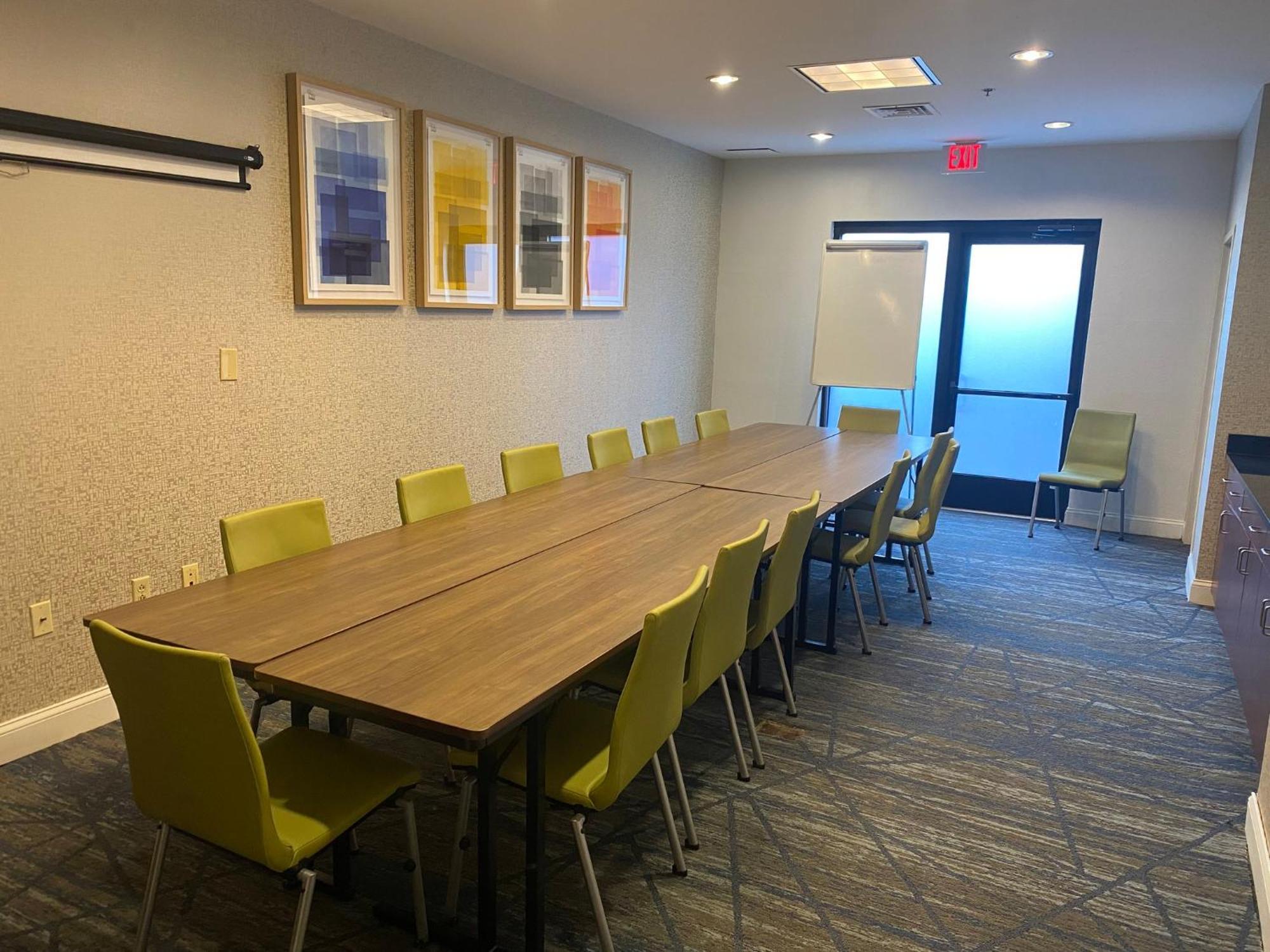Holiday Inn Express & Suites Dyersburg By Ihg Buitenkant foto