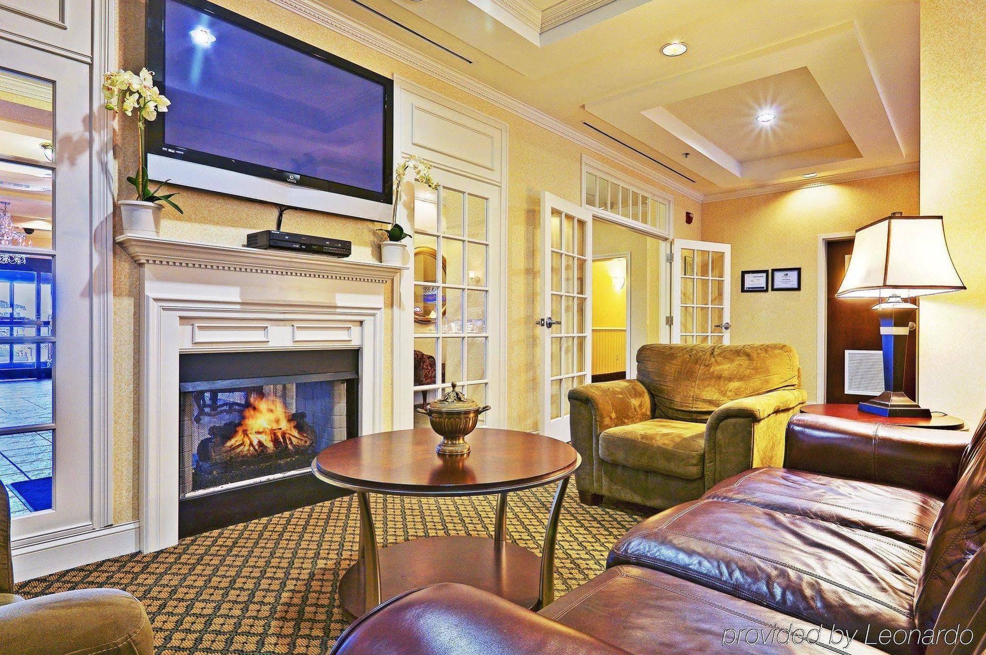 Holiday Inn Express & Suites Dyersburg By Ihg Buitenkant foto