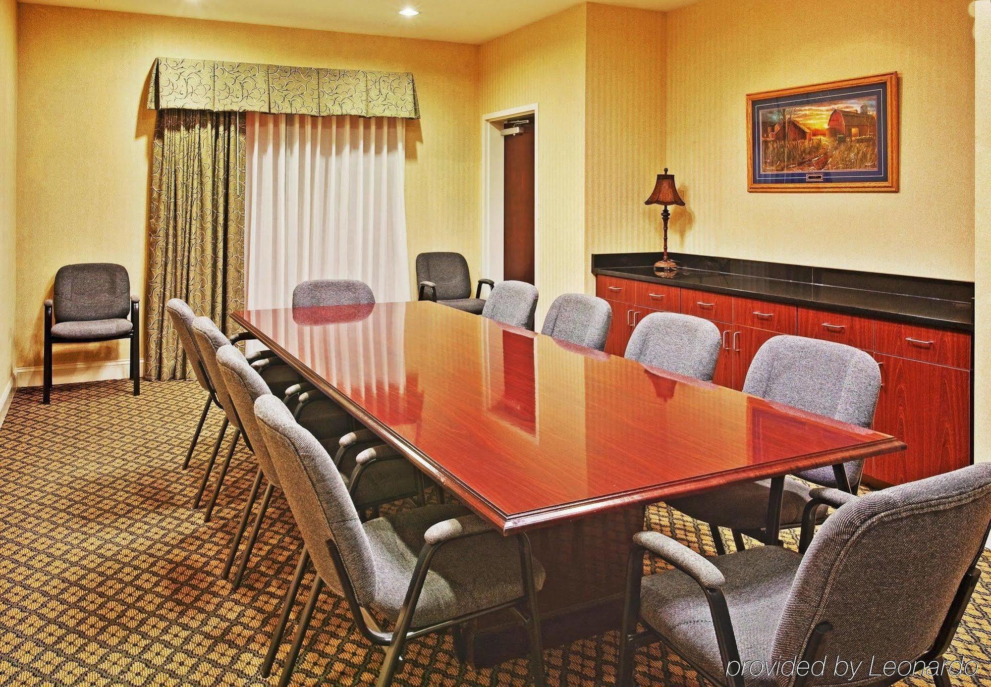 Holiday Inn Express & Suites Dyersburg By Ihg Faciliteiten foto